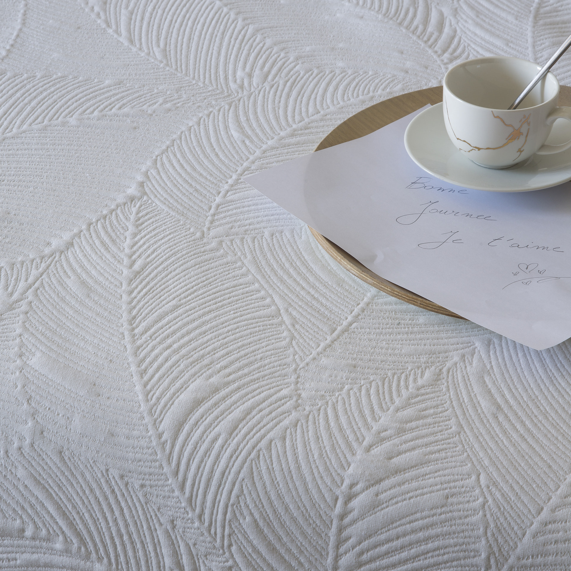 Couvre lit jacquard en coton blanc