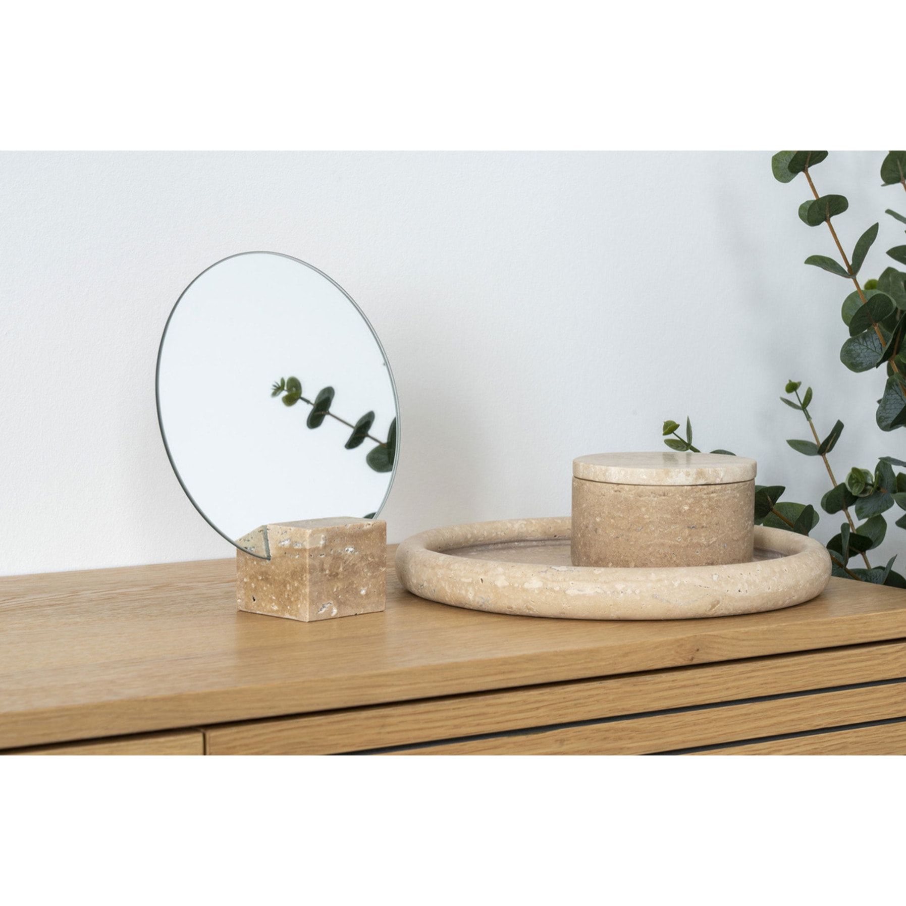 Vassoio tondo in travertino naturale Vikasa Home ø25,5 cm