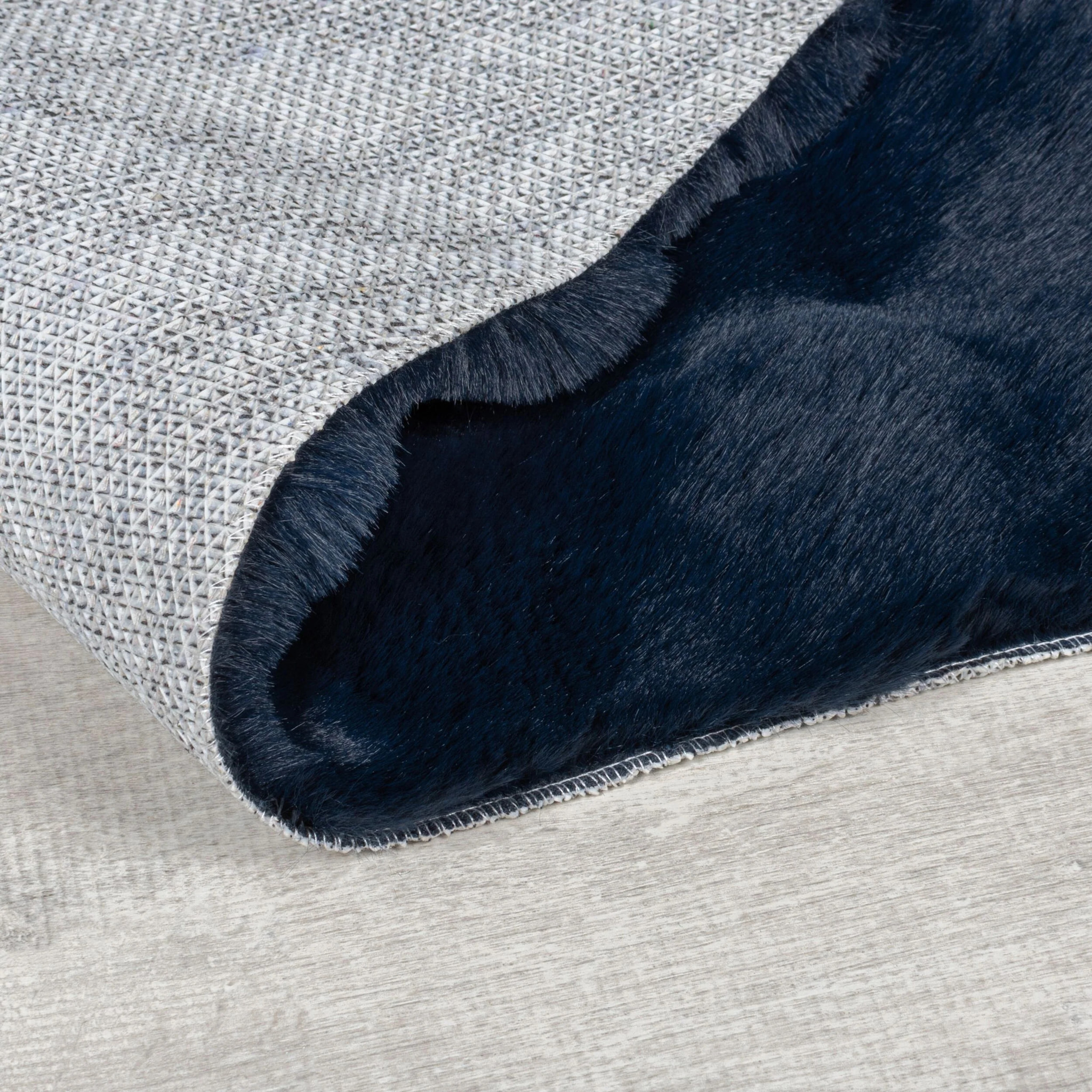 Tapis imitation fourrure COMFY