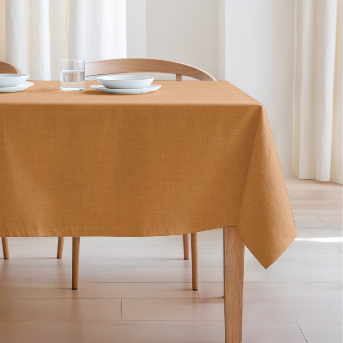 Nappe unie anti-tâches BRIA OCRE