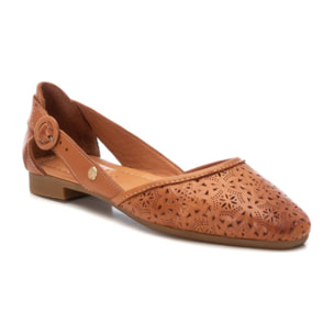 Zapato bailarina de piel camel