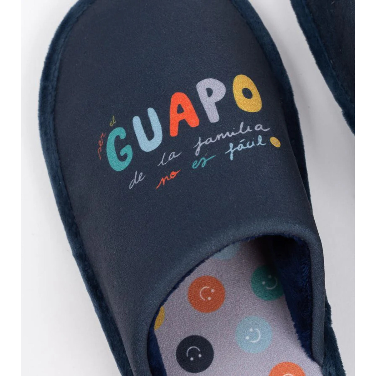 Zapatillas "El guapo de la familia"