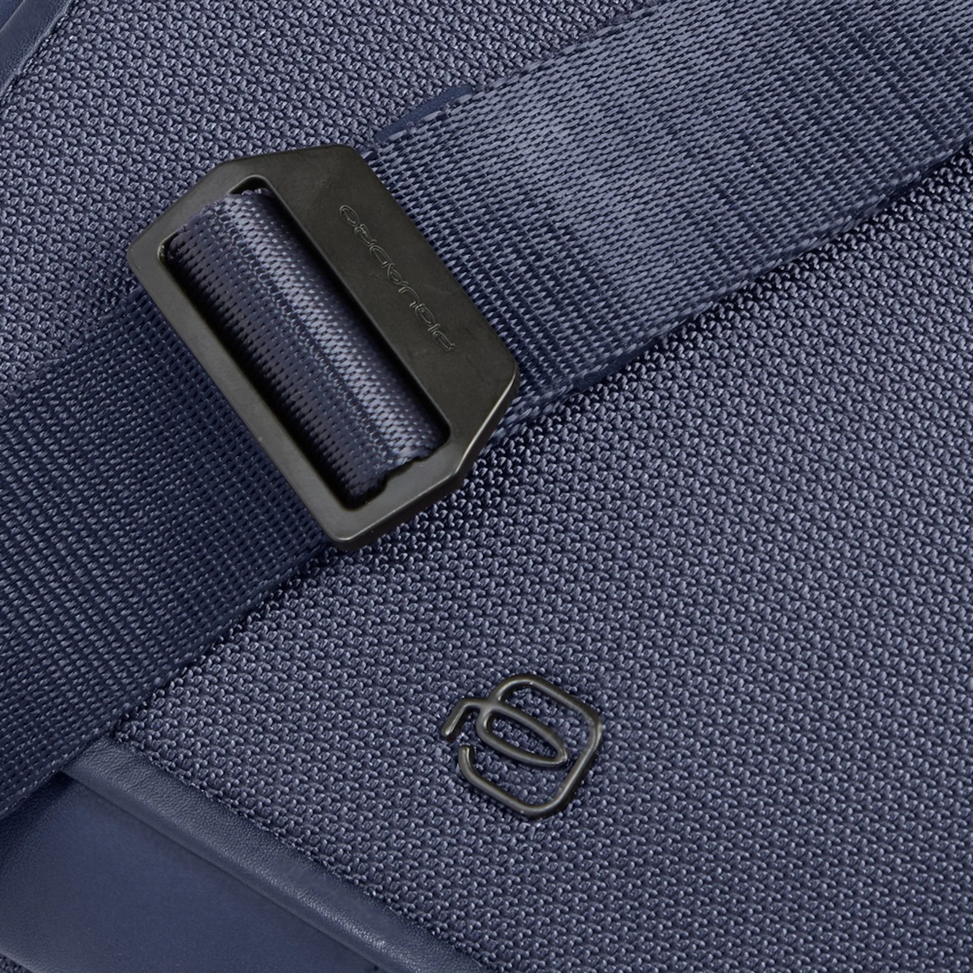 Piquadro Tracolla porta iPad®mini con tasca per AirPods®, schermata con protezione RFID