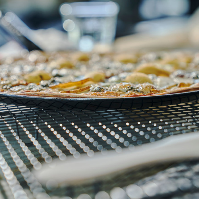 Crêpière en fonte 30cm Staub, Noir mat