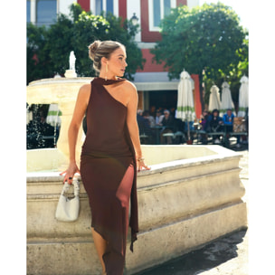 Vestido asimétrico con fular