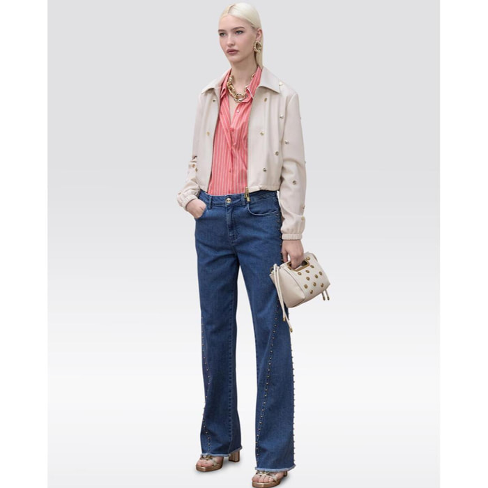 Giacca punteggiata di borchie rotonde effetto pelle