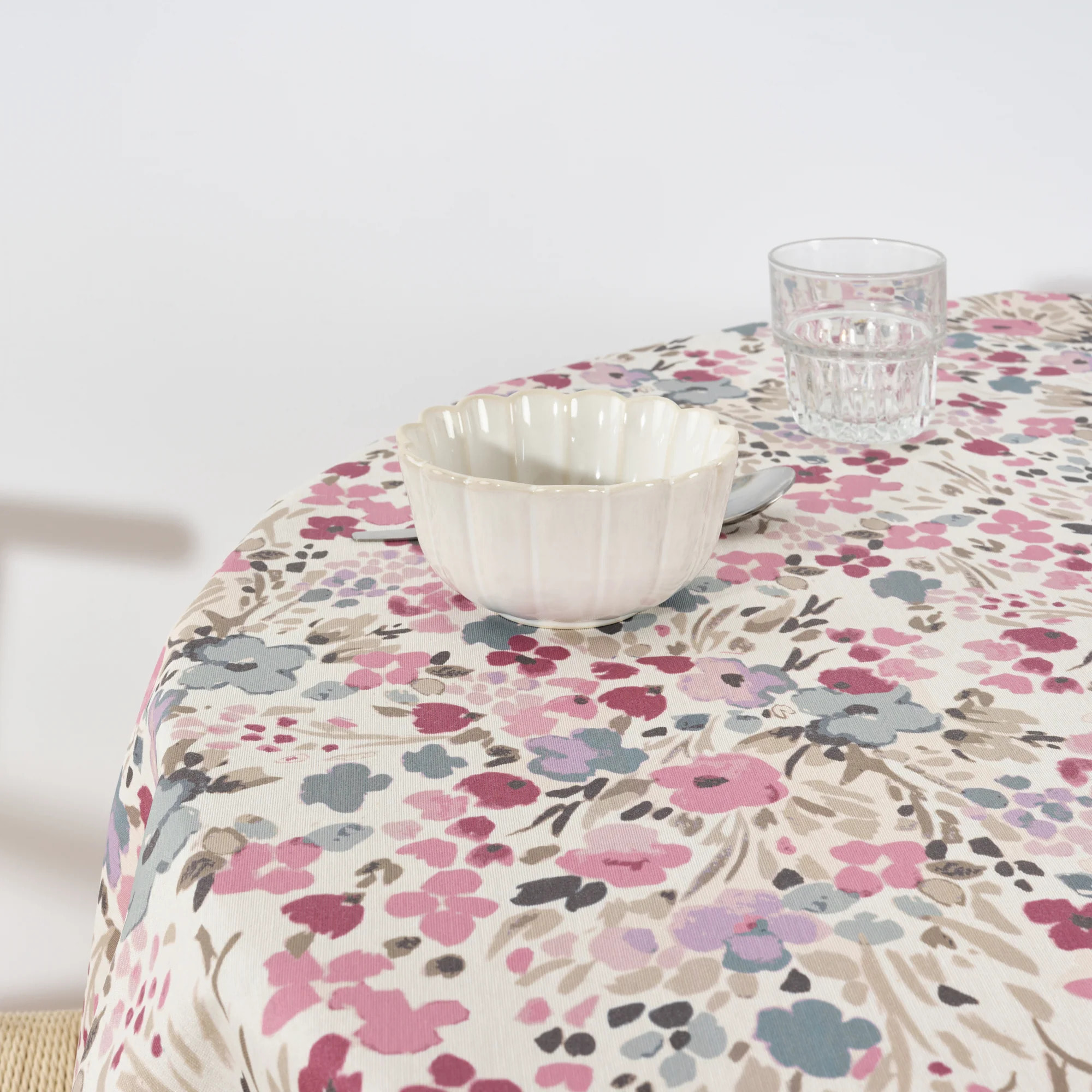 Nappe ronde en résine anti-taches 0120-52