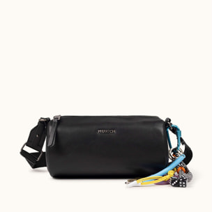 Bandolera Estilo Barrel con Charms y Asa en Cuerda CHARMS CROSSBODY BARREL BLACK