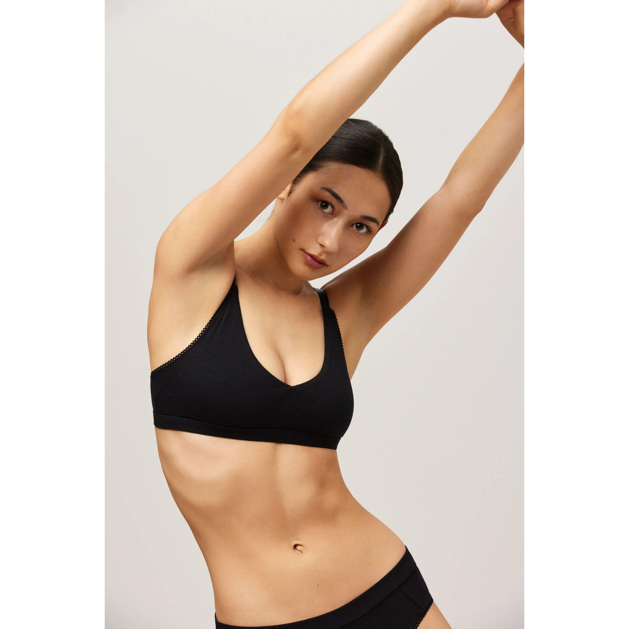 Reggiseno imbottito senza ferretto in cotone biologico nero