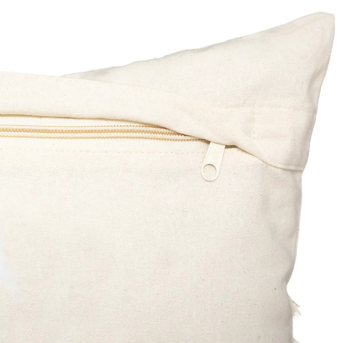 Coussin "Macra" en macramé blanc ivoire 30x50cm