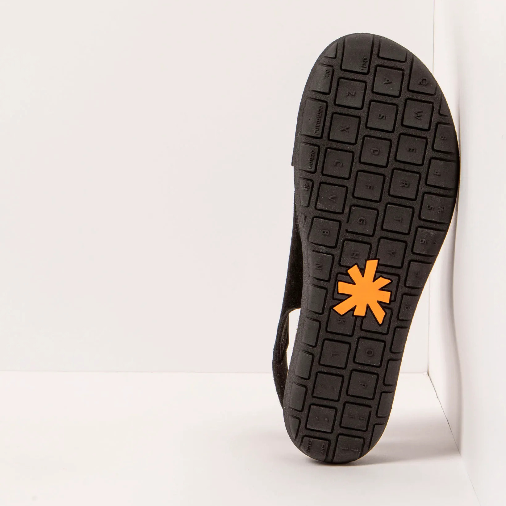 Sandalias 1710S SILK SUEDE BLACK/ RHODES color Black