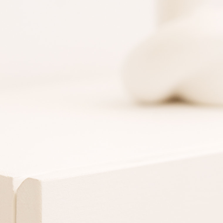 Table de chevet flottante en bois massif blanc 15x40cm Hauteur: 15 Longueur: 40 Largeur: 25.5