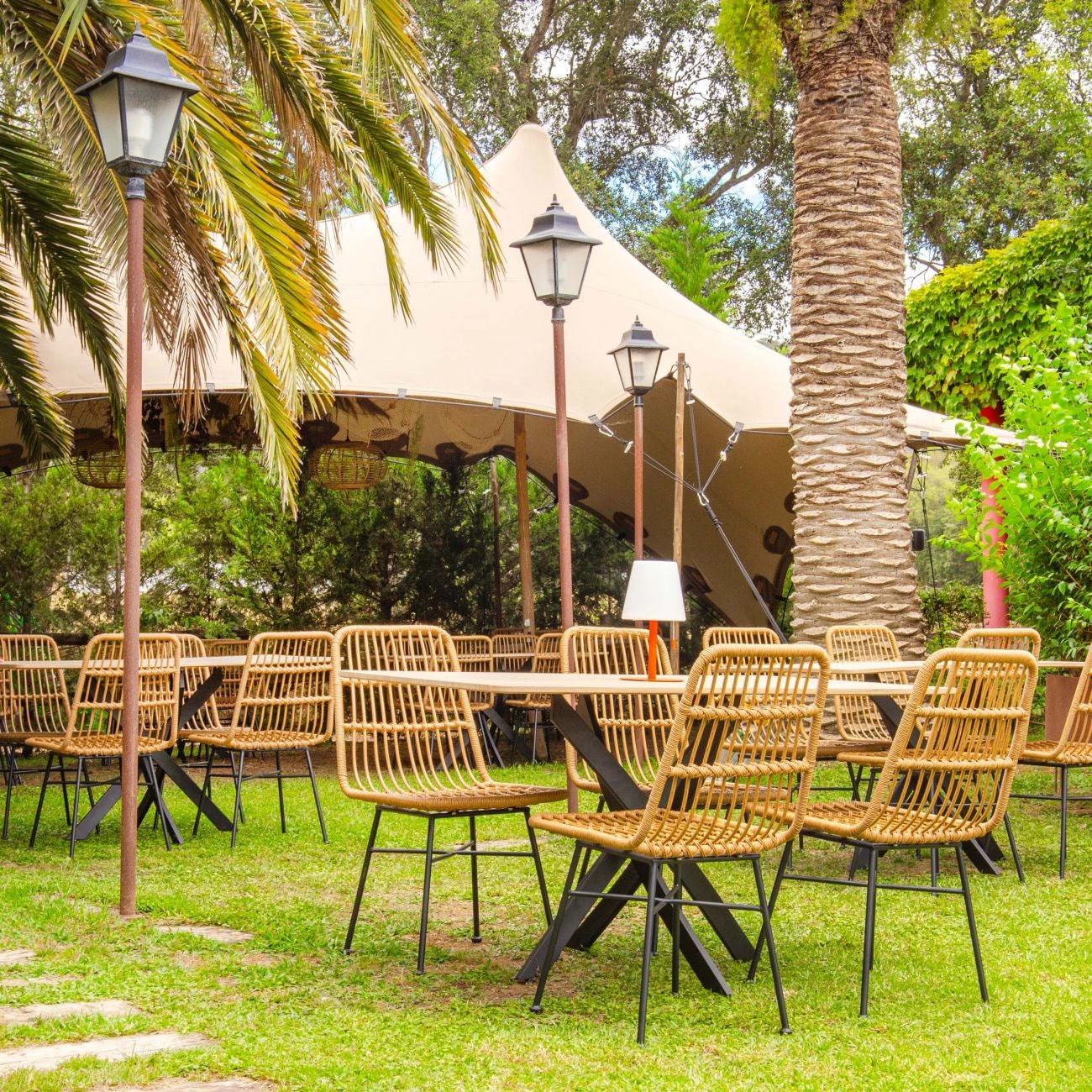 Pack 4 sillas de comedor Malai Ratán - Negro