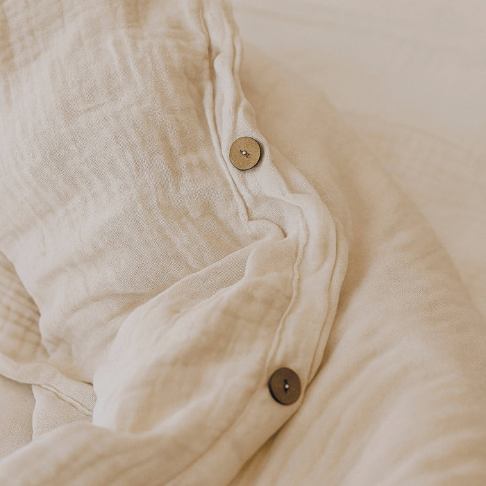 Naturals - Funda Nórdica Lisa - Cierre con botones - 100% Algodón de Muselina - Incluye 1/2 Fundas de Almohada - Beige