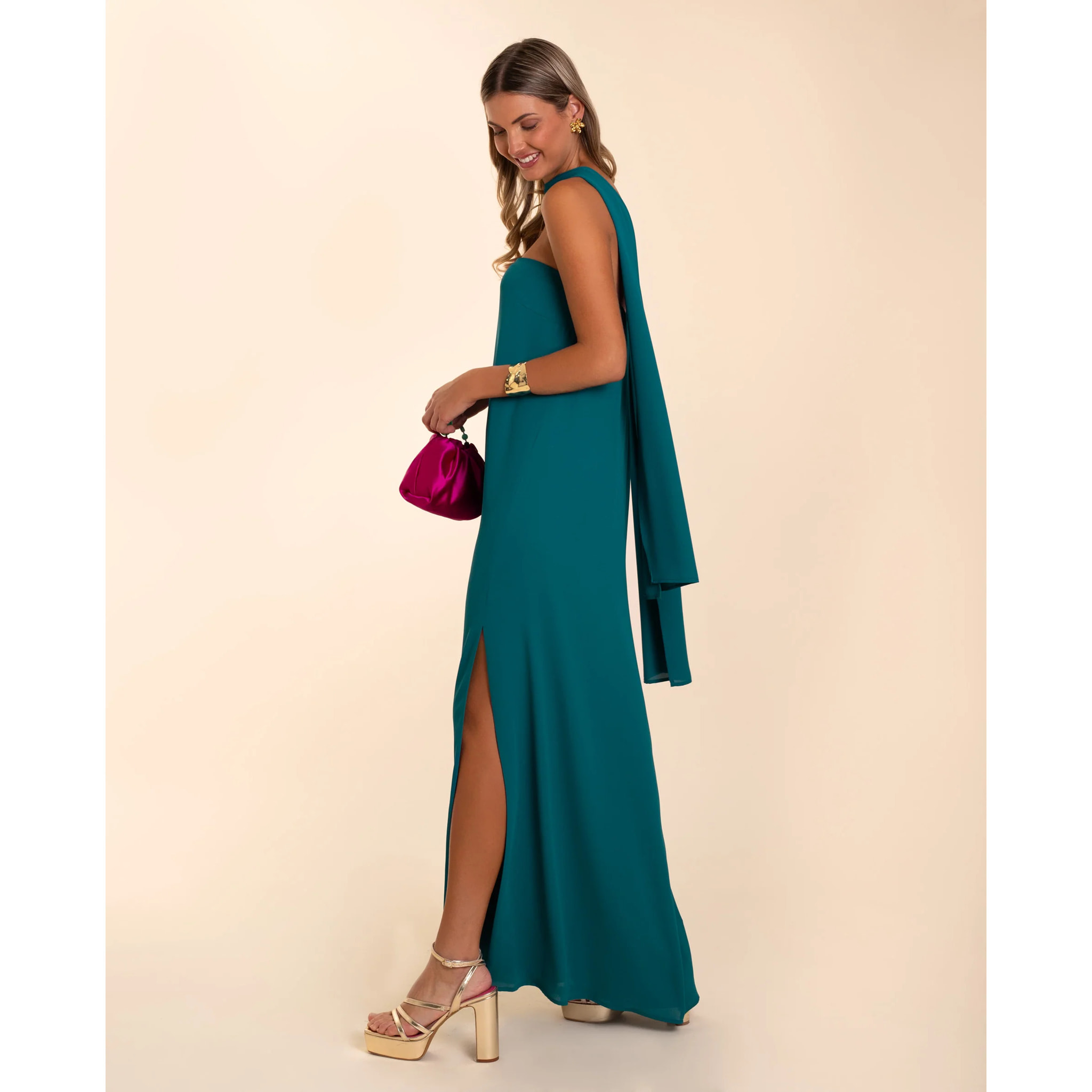 Vestido largo palabra de honor con fular