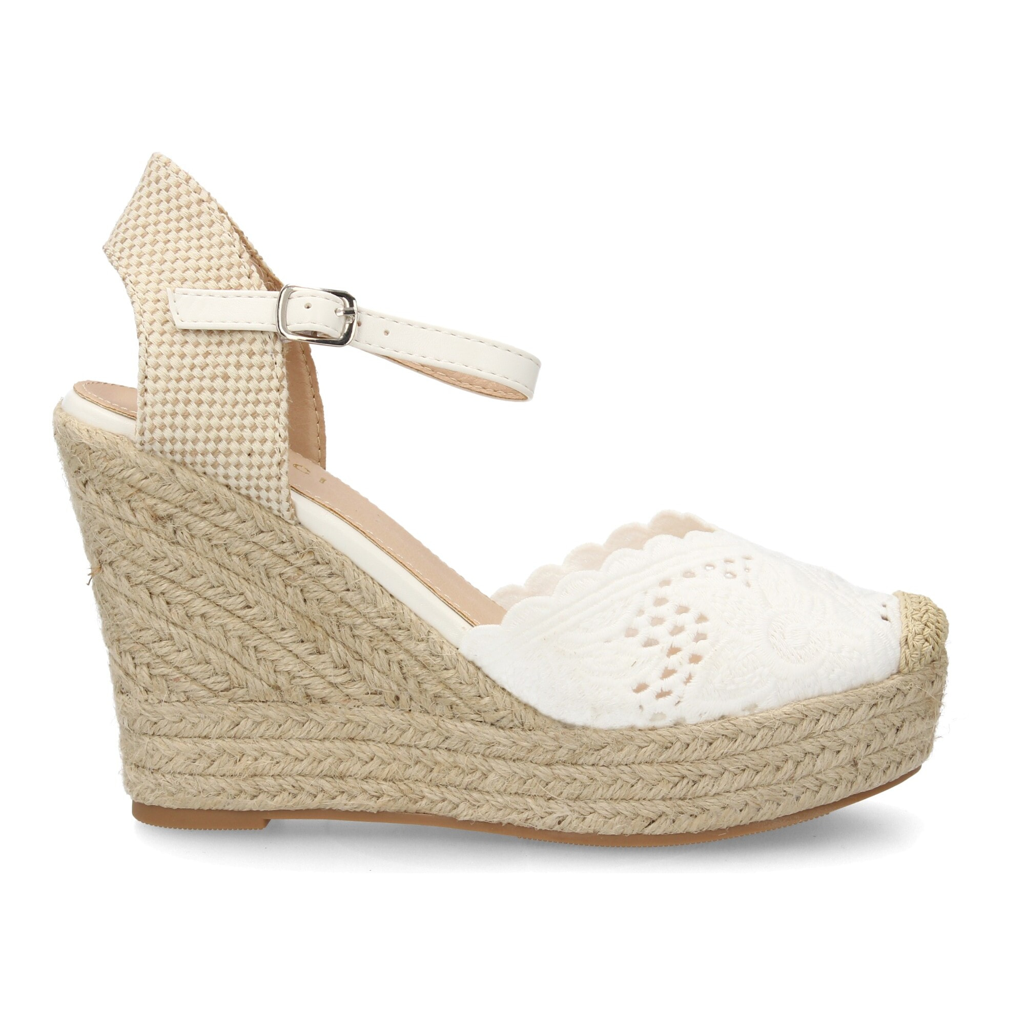 Alpargata cuña destalonada con calados para mujer.