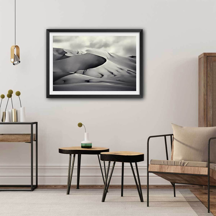 Affiche paysage désert du ténéré Affiche + cadre en bois - Noir