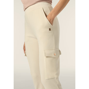 Pantalone donna in felpa viscosa con tasche cargo in velluto