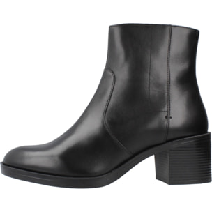 Botines Mujer de la marca GEOX  modelo D SERILDA 60 NEGRO