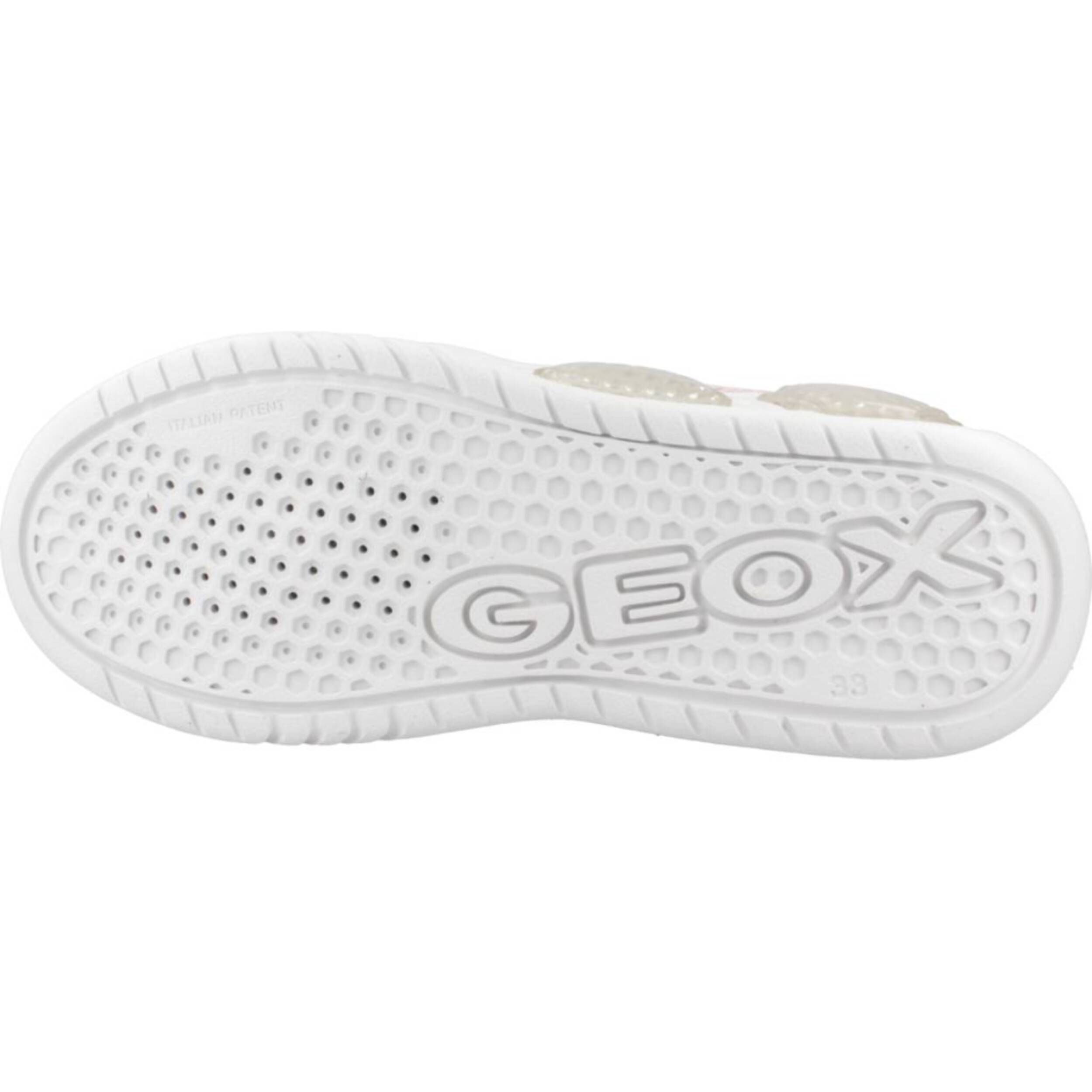 Zapatillas Niña de la marca GEOX  modelo J ILLUMINUS GIRL ROSA
