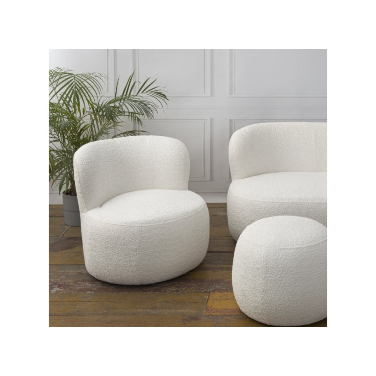 Fauteuil bas arrondi et enveloppant en tissu - 6 variations - BERRY