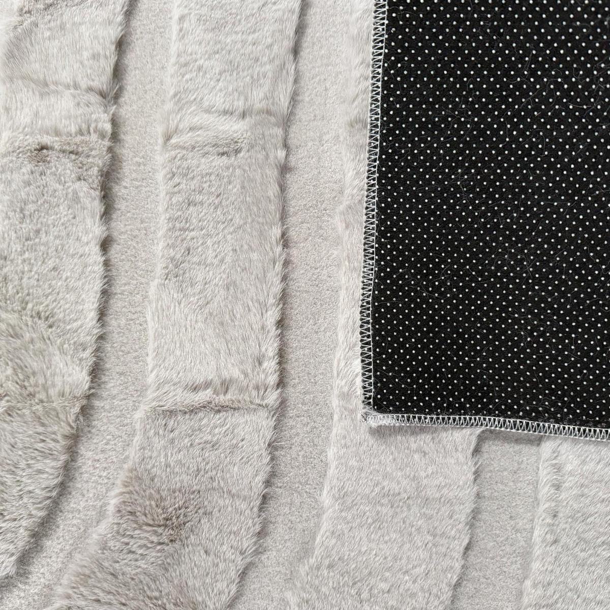Tapis salon, faux uni sobre, texture en relief