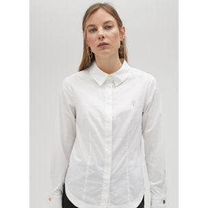 Camicia bianca attillata