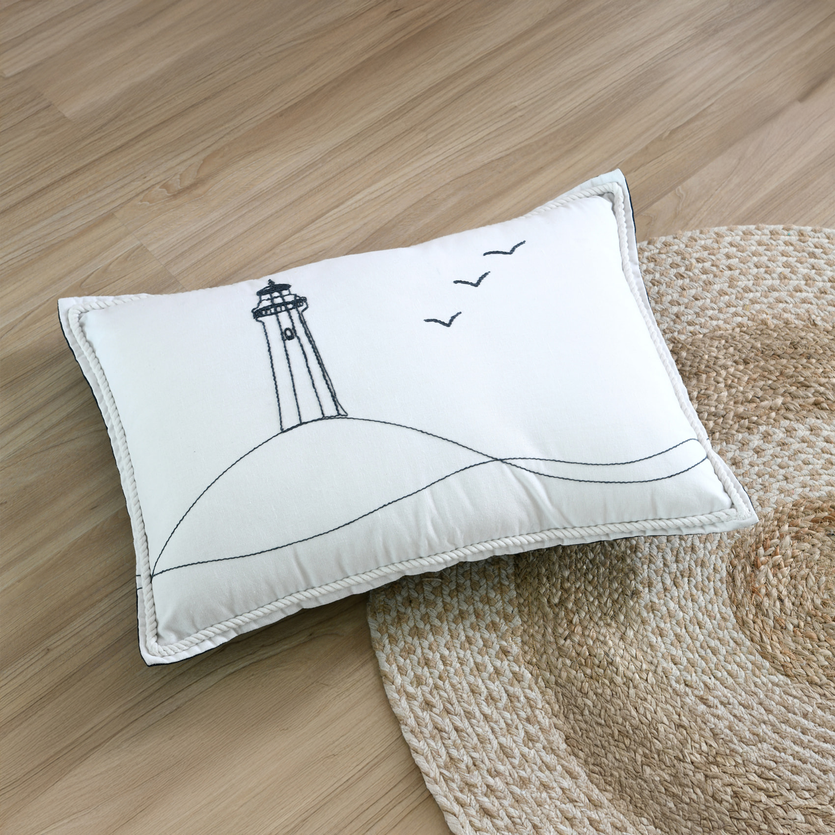 Coussin polycoton brodé style bord de mer - Blanc