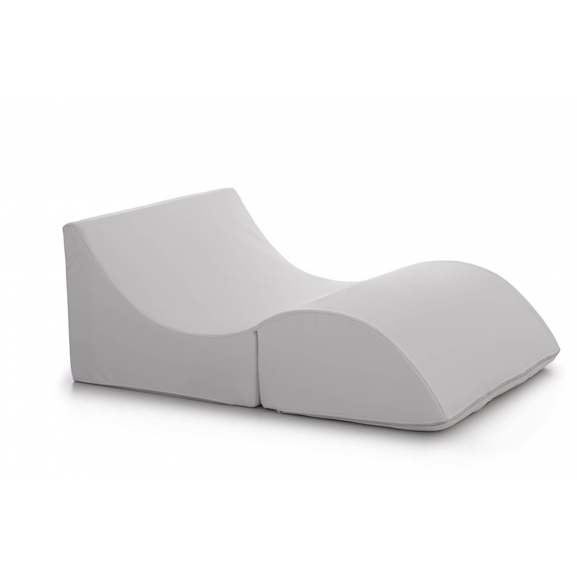 Letto pieghevole Annabella, Pouf trasformabile in letto matrimoniale, 100% Made in Italy, Pouf trasformabile in una chaise longue in ecopelle, Cm 100x200h70, Bianco