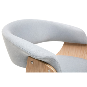 Chaise de bureau à roulettes design en tissu gris clair, bois clair et acier chromé OKTAV