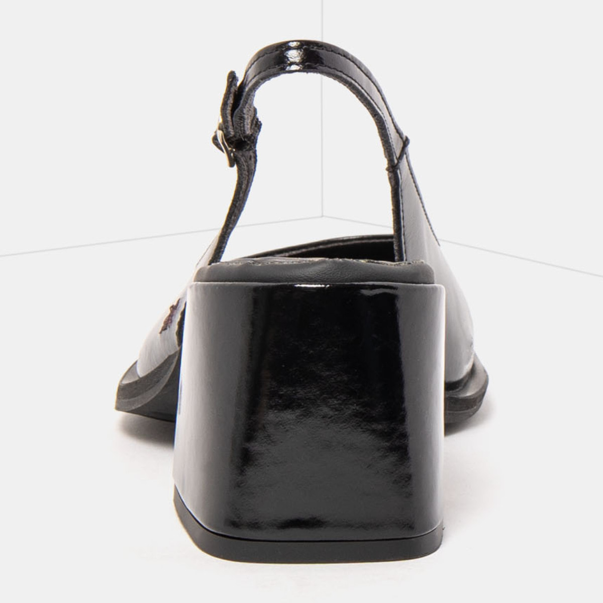 Sandalias con tacón 2012 NAPPA SHINNY BLACK / VERONA color Black