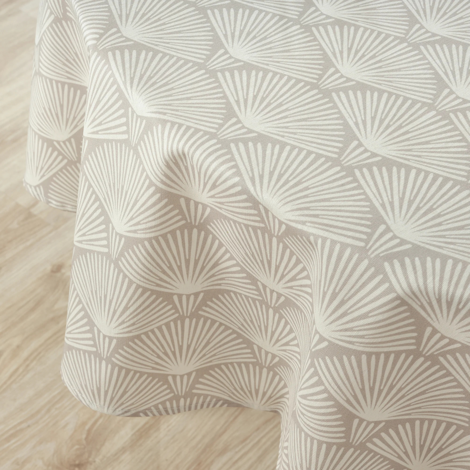 Nappe ronde en résine anti-taches 0120-182