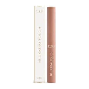 BLURRING TOUCH – POWDERY LIPSTICK Rossetto effetto velluto con applicatore cushion