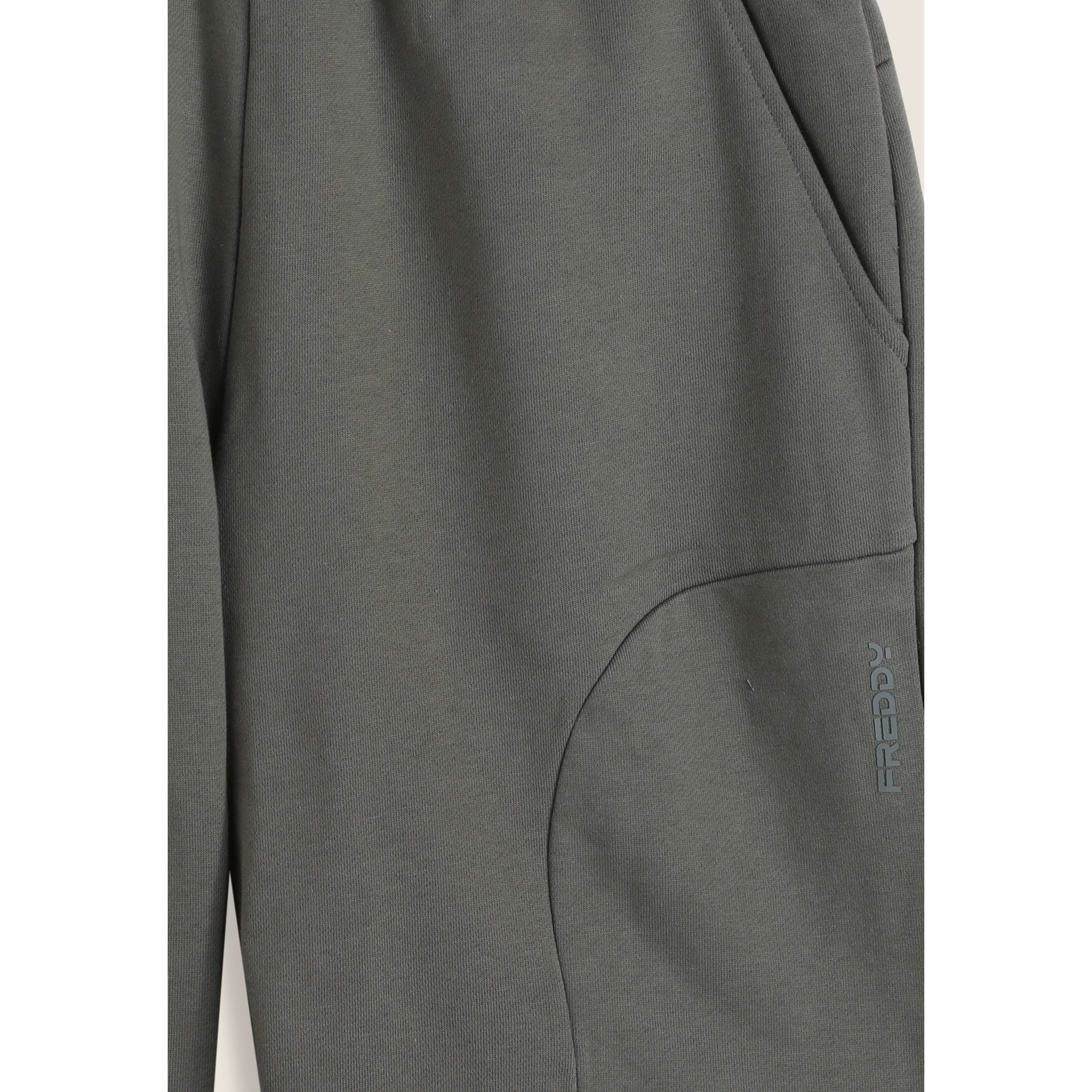 Pantaloni corti uomo in cotone con inserti a contrasto