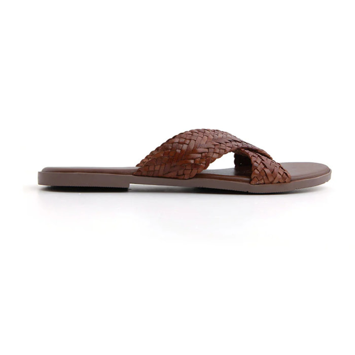 Ciabatta Flat "Woven Cross" in Vera Pelle - CUOIO