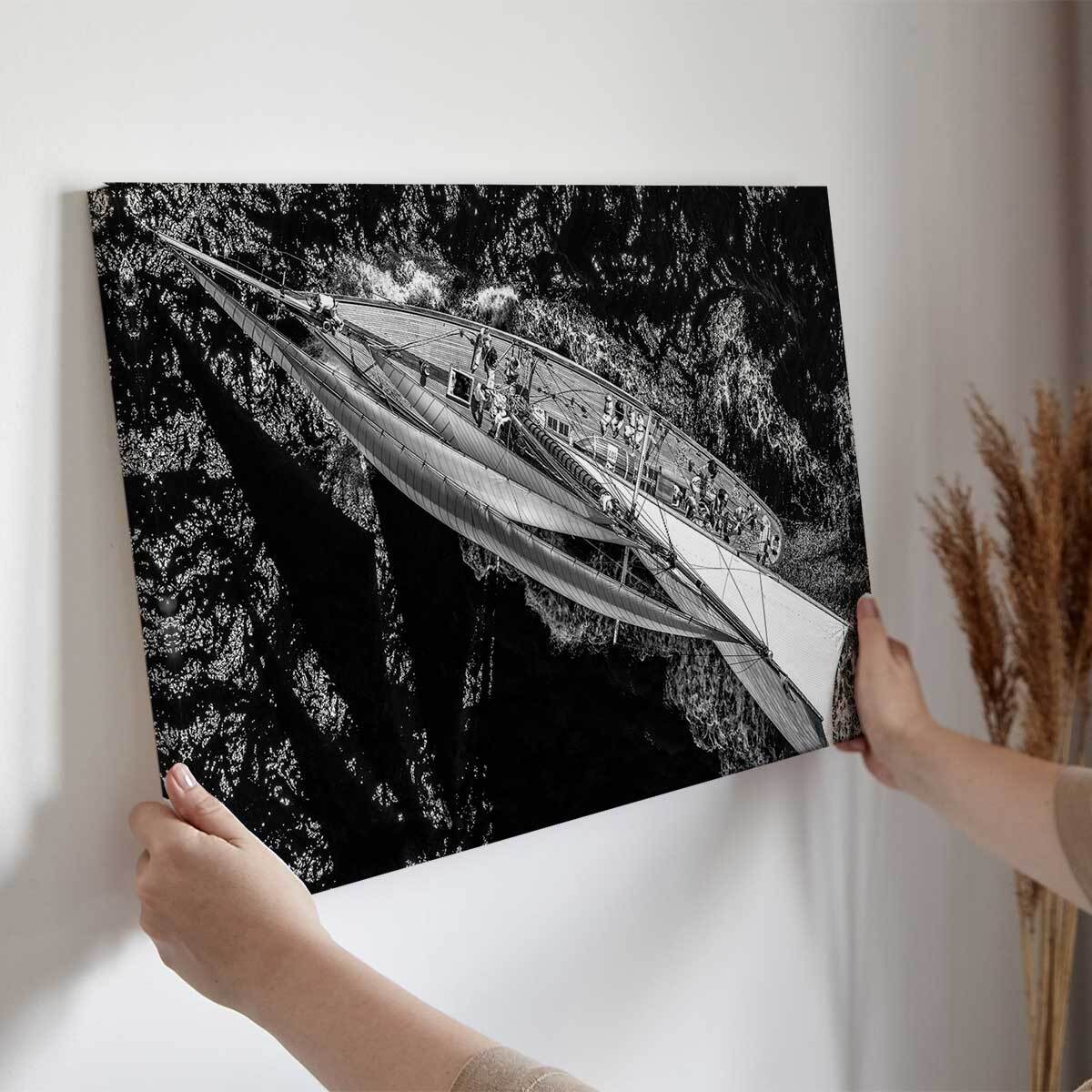 Tableau bateau Sur l'eau en noir et blanc Toile imprimée