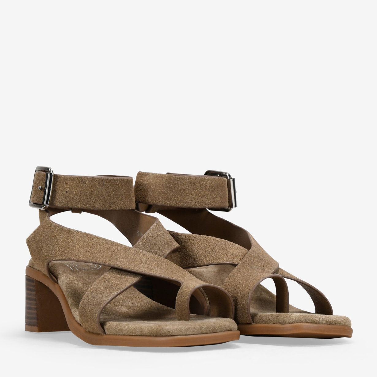 Sandalias de dedo taupe en piel con tacón