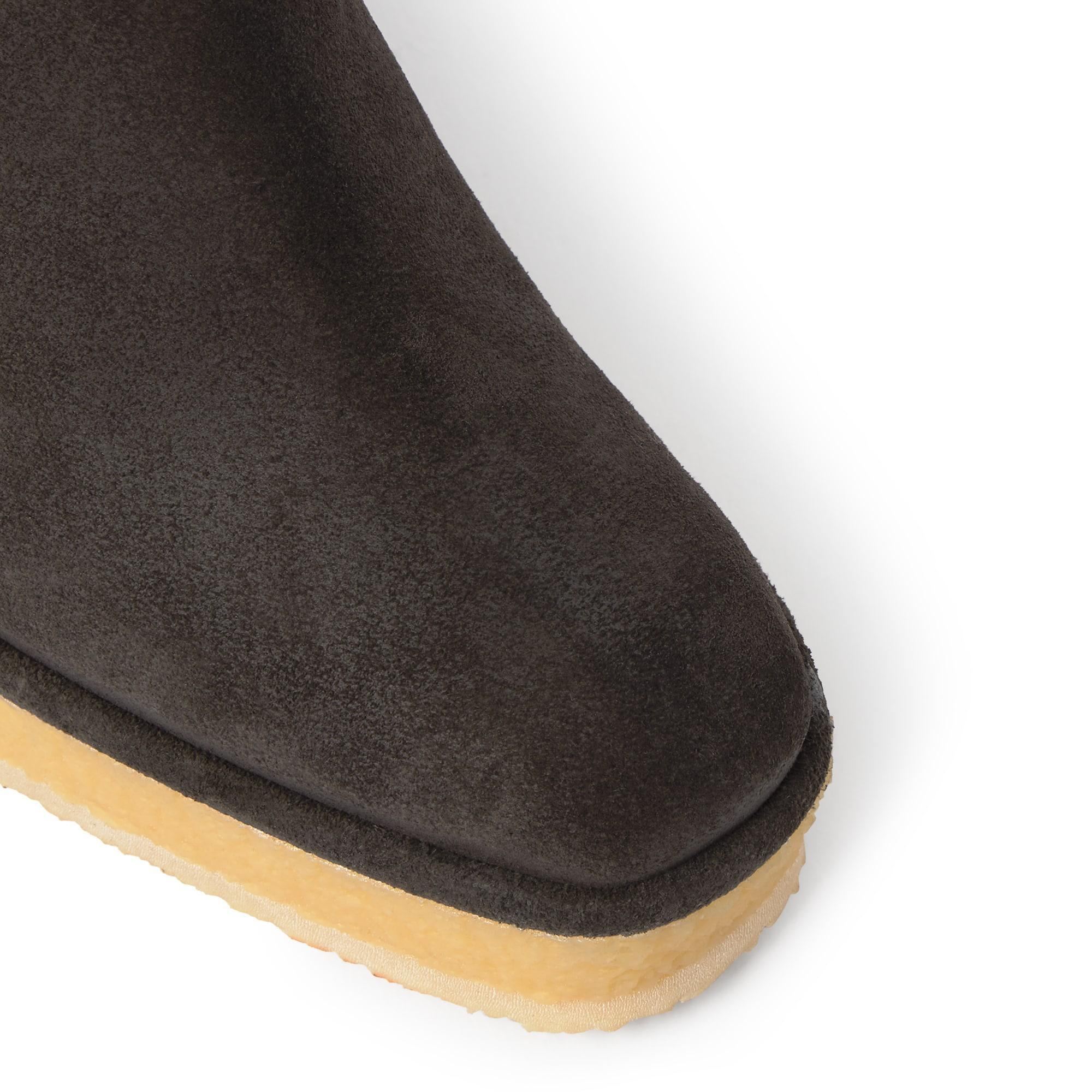 Botín de cuña Brelia en serraje con intrcciato y cierre de cremallera