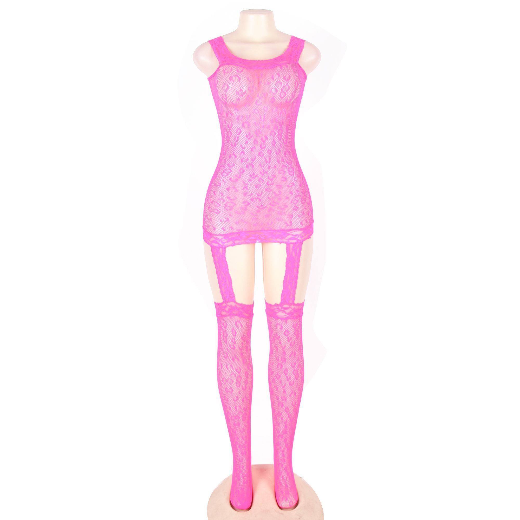 Bodystocking de red con estampado de leopardo y liguero en color rosa