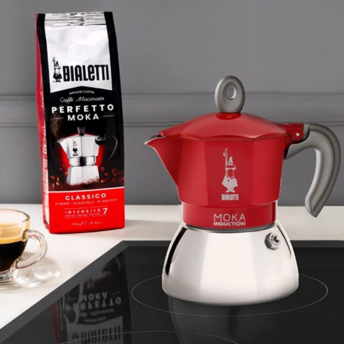 Cafetière italienne BIALETTI dont induction Moka Rouge - capacité 6 tasses