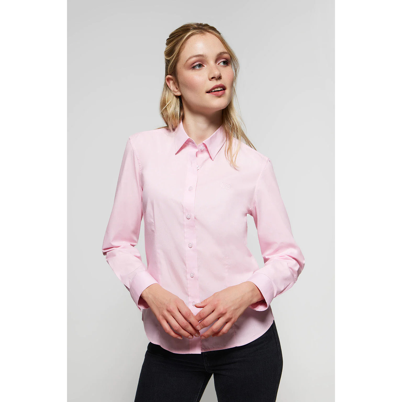 Camisa rosa Slim fit de popelín con logo