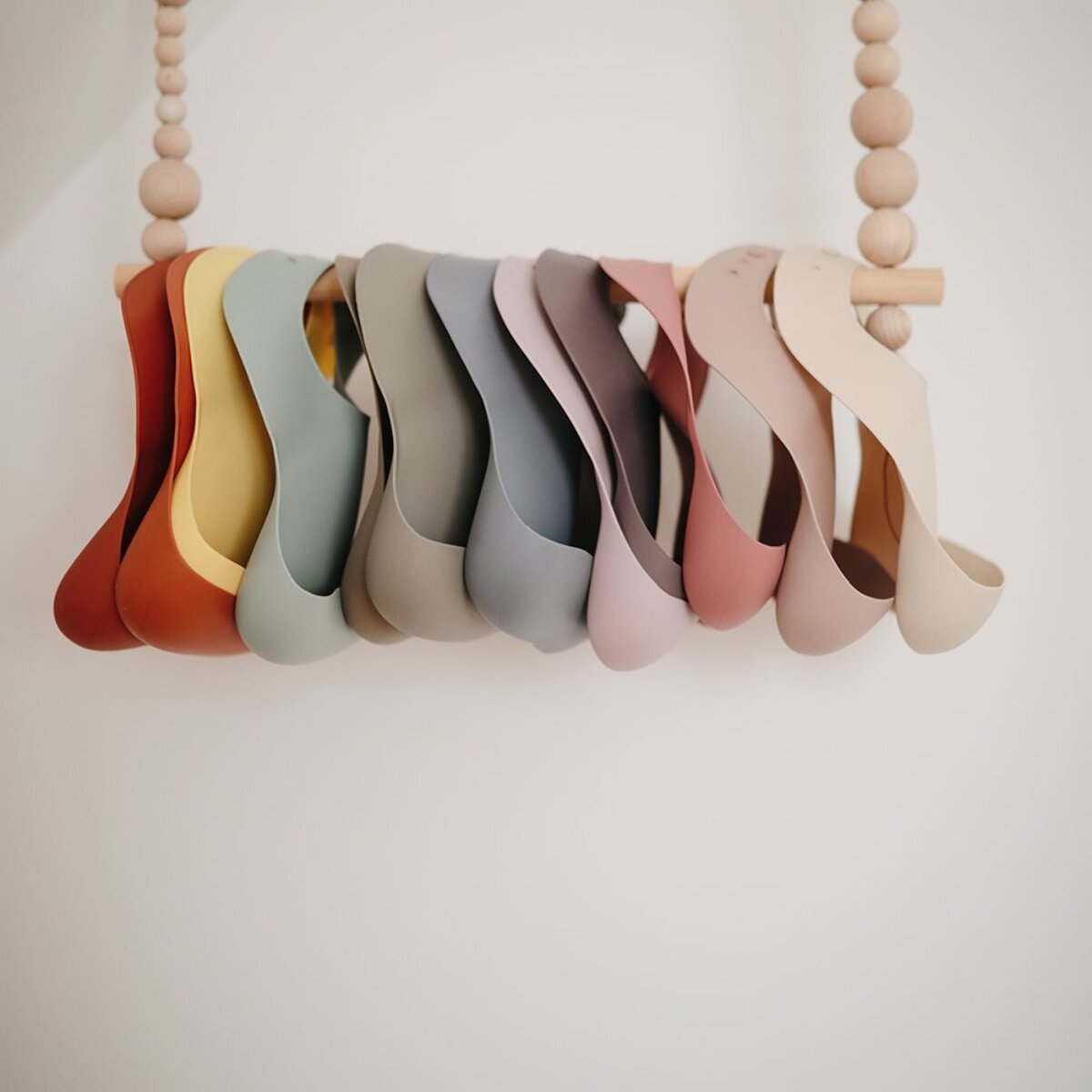 Mushie Babero Silicona Solid