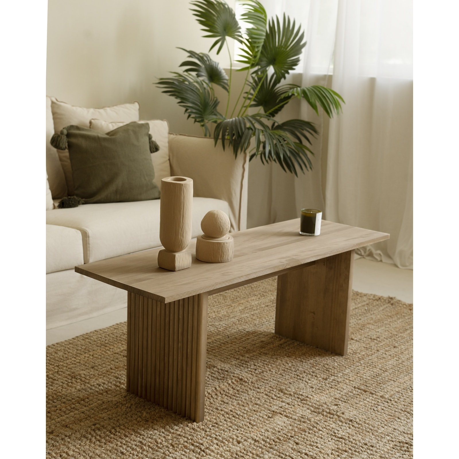 Table basse en bois massif ton chêne foncé 120cm Hauteur: 45 Longueur: 120 Largeur: 55