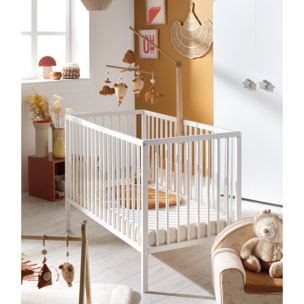 Chambre complète bébé avec lit 120x60cm à barreauxet commode à langer 3 tiroirs