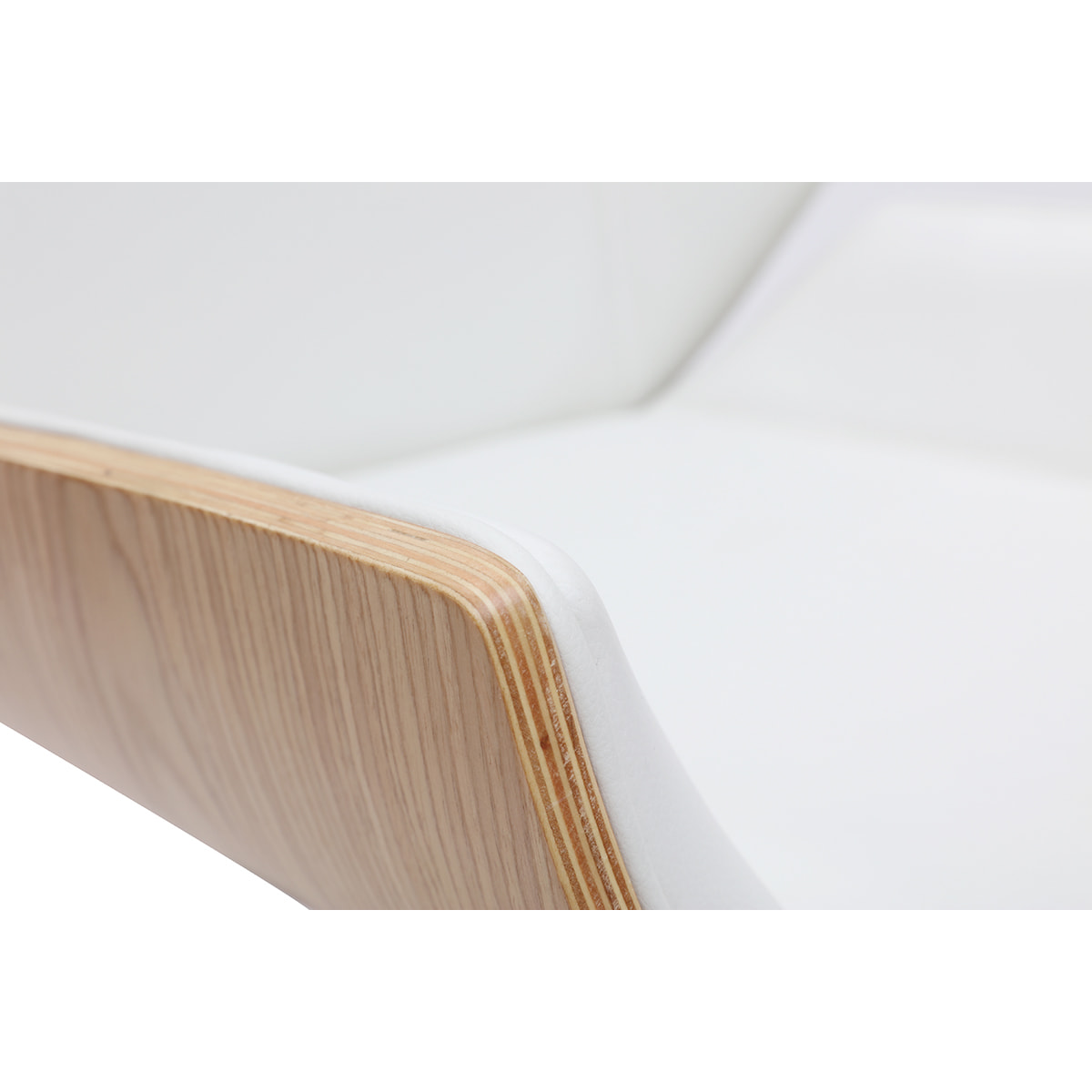 Chaise de bureau à roulettes design blanc, bois clair et acier chromé CURVED