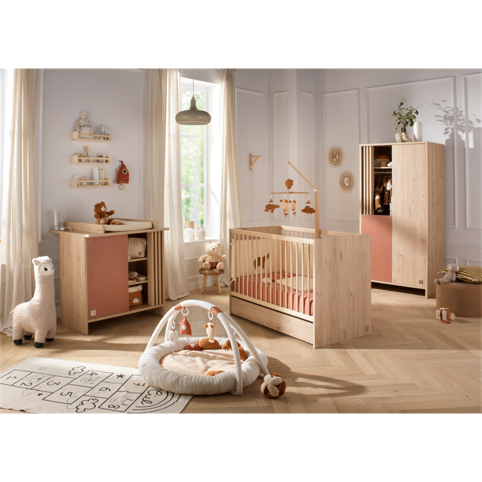 Lit bébé 120x60 à barreaux en bois décor chêne suave