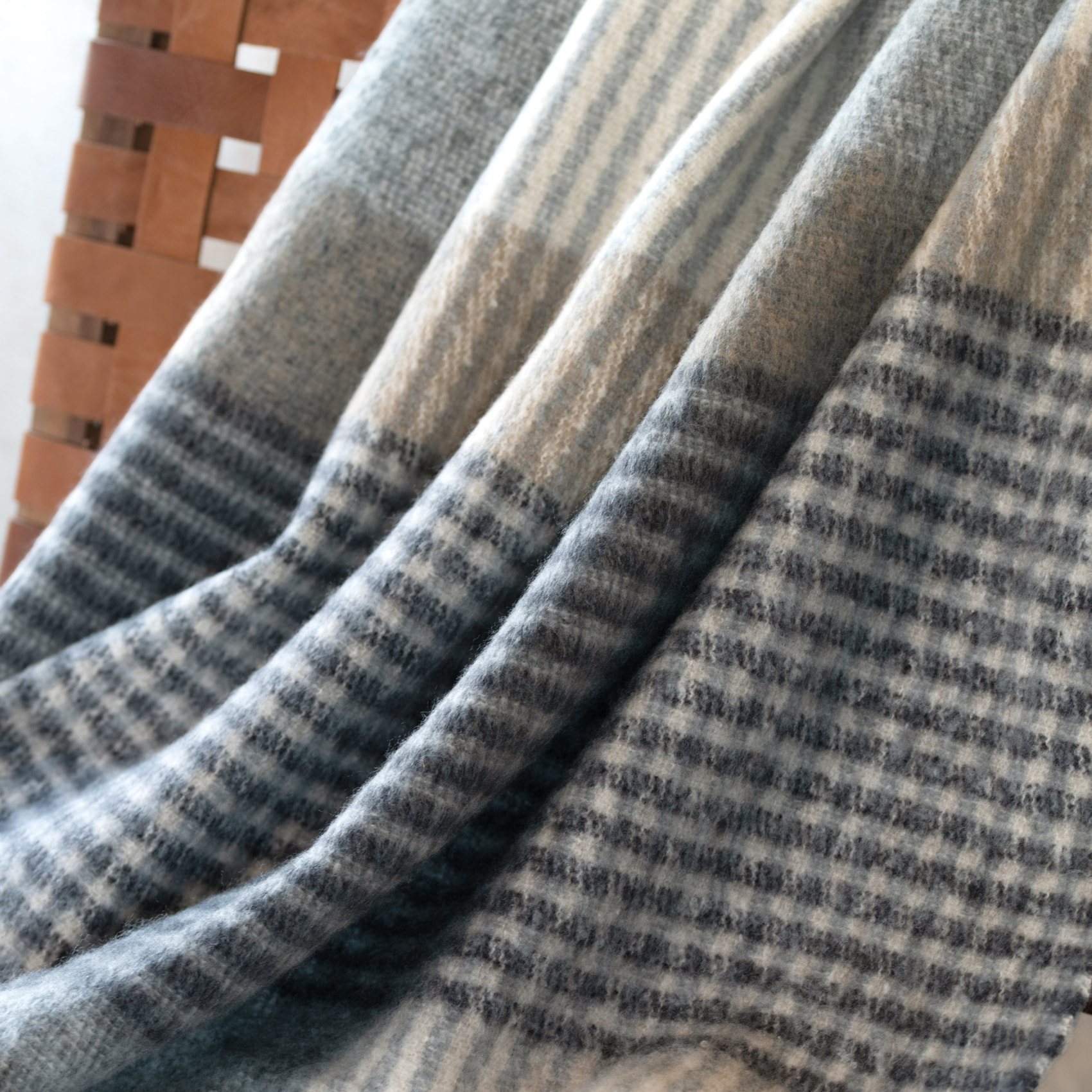 Plaid à carreaux aspect mohair doux - Gris