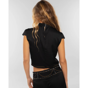 Top de satén con apliques de mujer