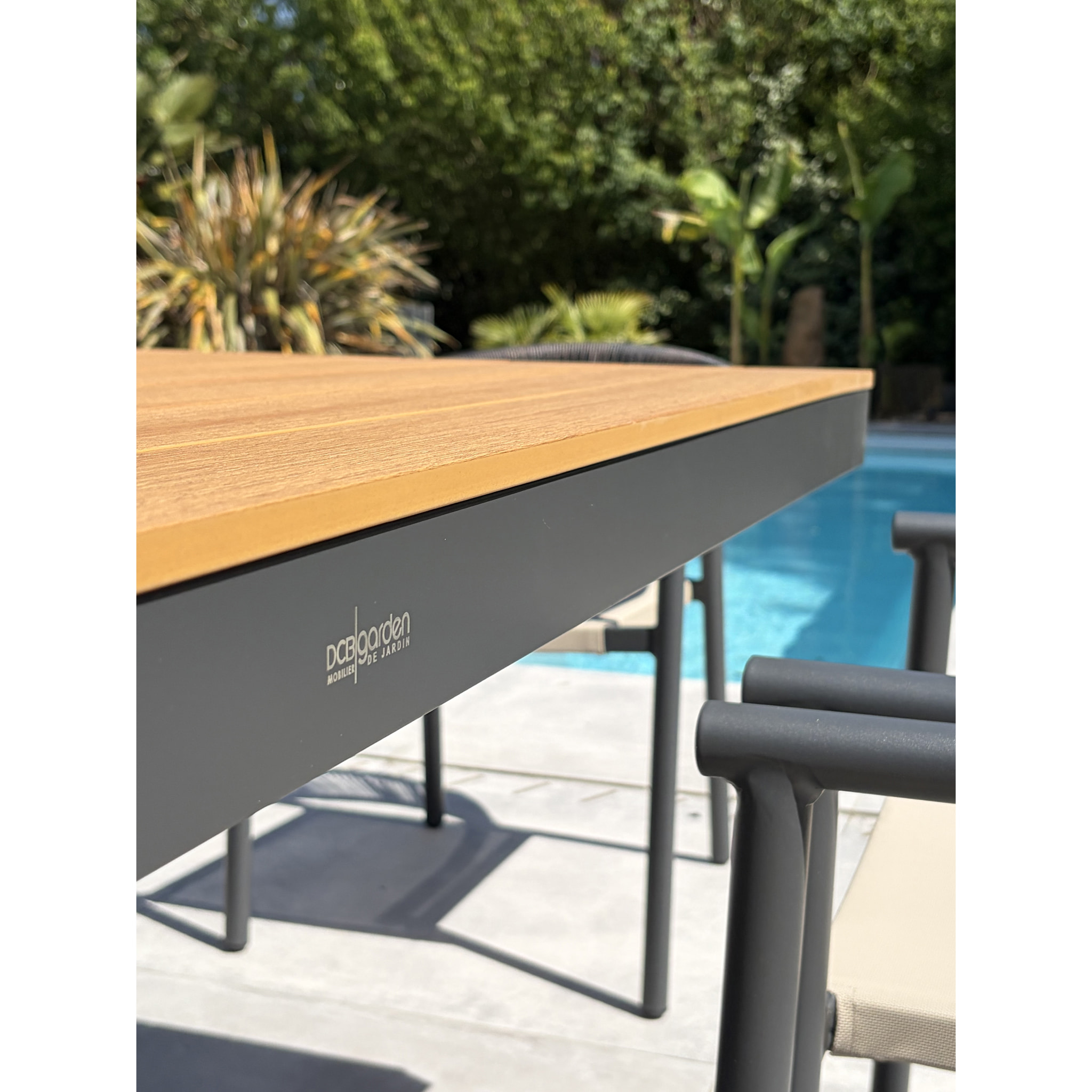 LAMU - Ensemble repas de jardin 8 places en alu - Gris anthracite