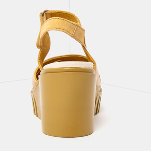 Sandalia de cuña 2083 NOBUCK HONEY-CREAM/ CATANIA color Honey-cream